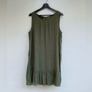 AGB Short Green Dress